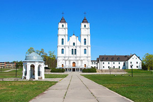 Aglonas bazilikas Kora skola Aglonas bazilikas Kora skola