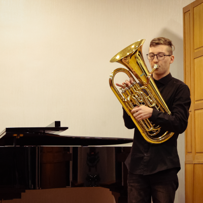 VALSTS KONKURSS pūšaminstrumentu spēlē