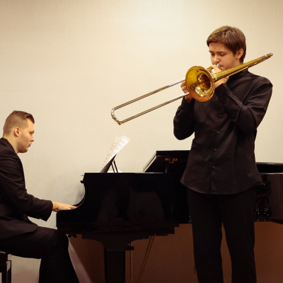 VALSTS KONKURSS pūšaminstrumentu spēlē