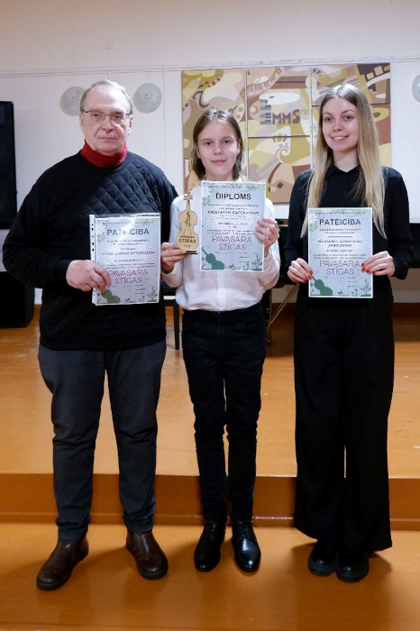 Latgales jauno stīdzinieku, solistu un ansambļu konkurss PAVASARA STĪGAS