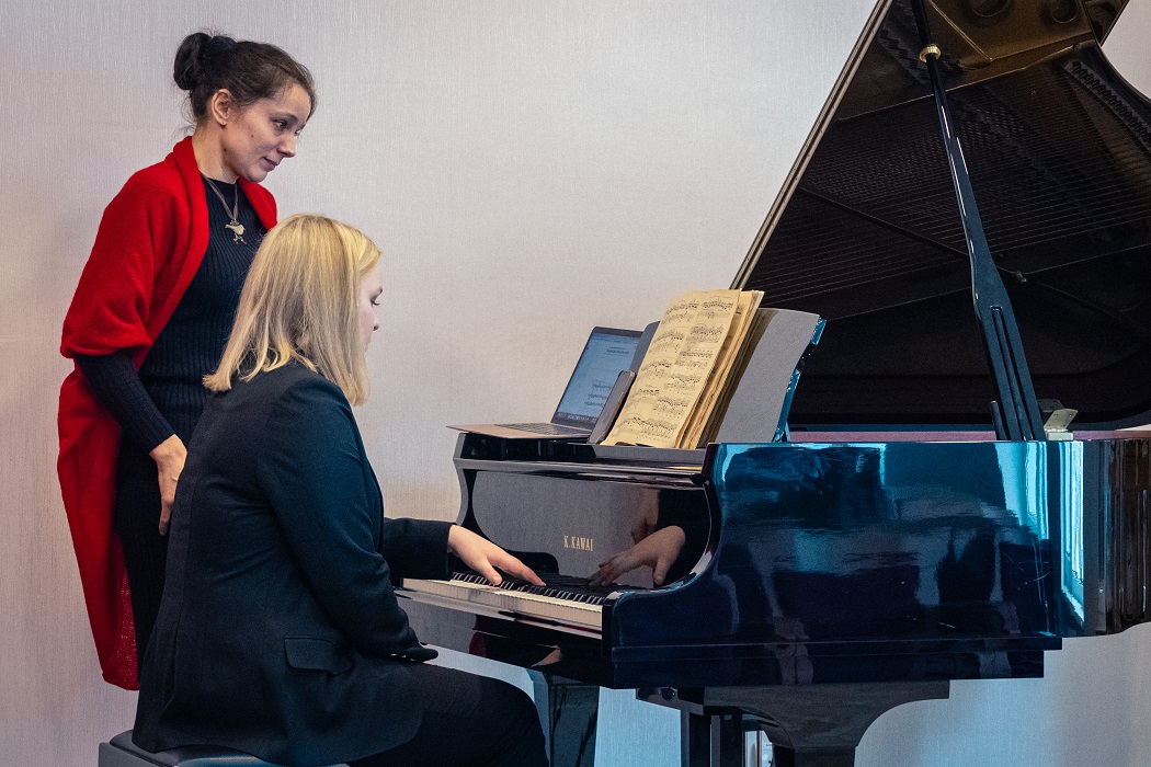 Pianistes DIĀNAS ZANDBERGAS meistarklase TEHNIKA RODAS NO GARA, NEVIS NO MEHĀNIKAS