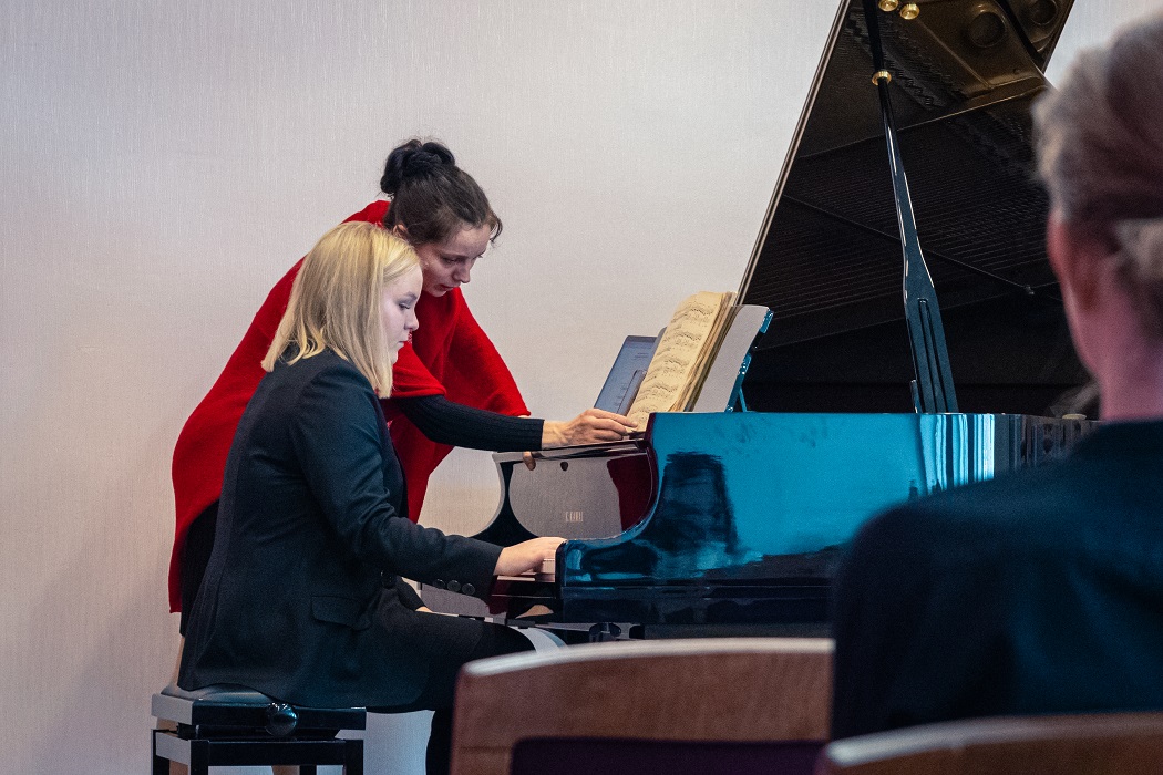Pianistes DIĀNAS ZANDBERGAS meistarklase TEHNIKA RODAS NO GARA, NEVIS NO MEHĀNIKAS