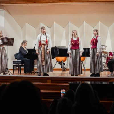 Koncerts Ziedonis klāt
