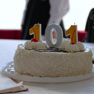 10