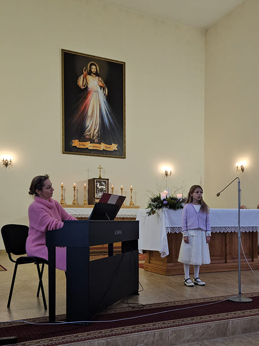 SBDMV Mūzikas skolas audzēkņu koncerts Daugavpils Dieva Želsirdības baznīcā
