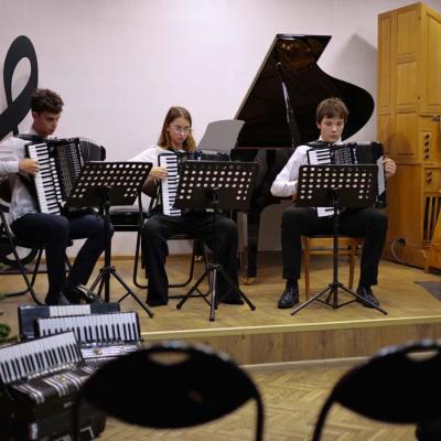 Akordeona nodaļas koncerts Ziemassvētku brīnums