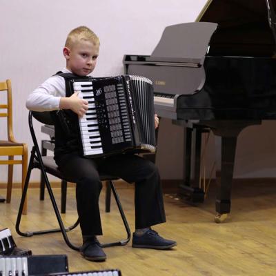 Akordeona nodaļas koncerts Ziemassvētku brīnums