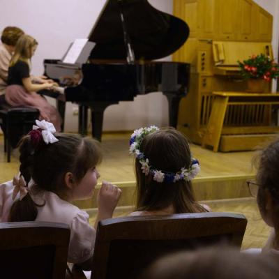 Vispārējo klavieru audzēkņu mācību koncerts “Ziemas muzikālie stāsti”
