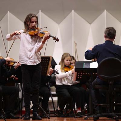 Pedagogu profesionālās kvalifikācijas pilnveides programma IP Stīgu instrumentu spēle pedagogiem