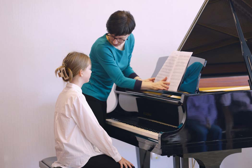 Pedagogu profesionālās kvalifikācijas pilnveides programma izglītības programmas Taustiņinstrumentu spēle – Klavierspēle pedagogiem Ivetas Pinkules vadībā