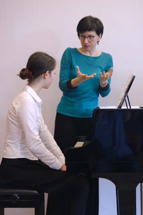 Pedagogu profesionālās kvalifikācijas pilnveides programma izglītības programmas Taustiņinstrumentu spēle – Klavierspēle pedagogiem Ivetas Pinkules vadībā