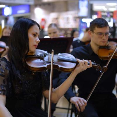 SBDMV simfoniskā orķestra koncerts T/C DITTON 