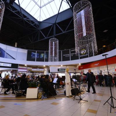 SBDMV simfoniskā orķestra koncerts T/C DITTON 