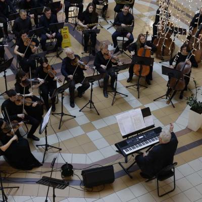 SBDMV simfoniskā orķestra koncerts T/C DITTON 