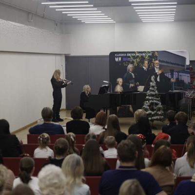 Stīgu instrumentu nodaļas koncerts Ziemassvētku Gaidās