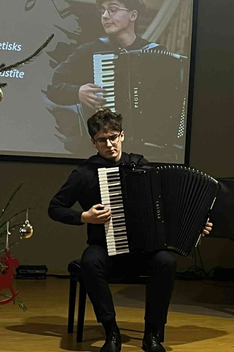 SBDMV Akordeona nodaļas audzēkņu koncerts Spēlējam un muzicējam ar prieku