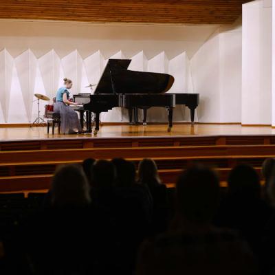 Valsts konkurss klavierspēlē