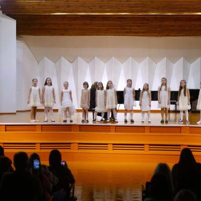 Kora klases kolektīvu koncerts “Dziesmu kamolītis”