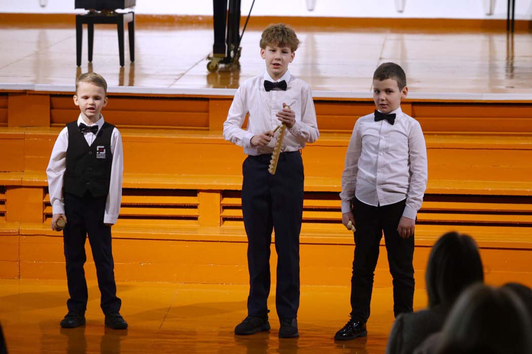 Kora klases kolektīvu koncerts “Dziesmu kamolītis”