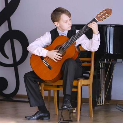 VI Starptautiskais jauno ģitāristu konkurss DOLCE CHITARRA