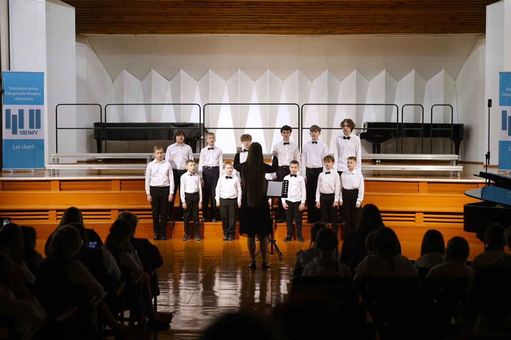 Dienvidlatgales reģiona mūzikas skolu XXII koru festivals-koncerts