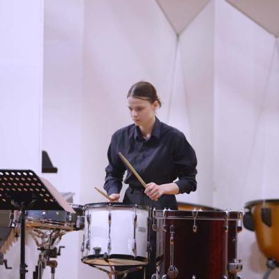 Koncerts Vienu soli pirms