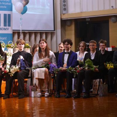 SBDMV Mūzikas skolas izlaidums