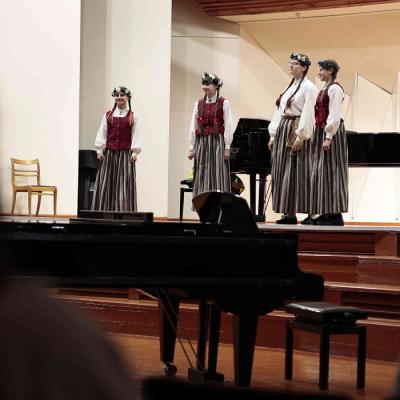 Koncerts Ziedonis klāt