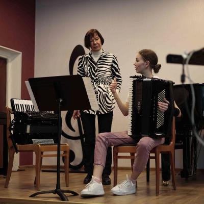 Kursi Skaņveides paņēmienu pielietošana kā pamats skaņdarbu veidošanā akordeona izpildījumā