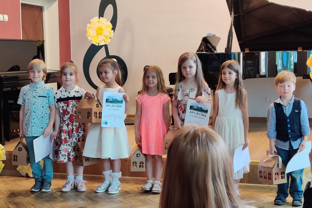 Interešu izglītības programmas “Pirmsskolas vecuma bērnu muzikāla apmācība” mācību gada noslēguma koncerts